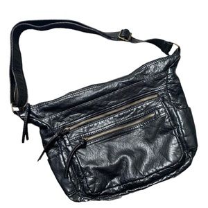 GAL Black Leather Crossbody - Shoulder Bag